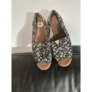TOMS Women's Floral Canvas Espadrille Flats Size 7.5